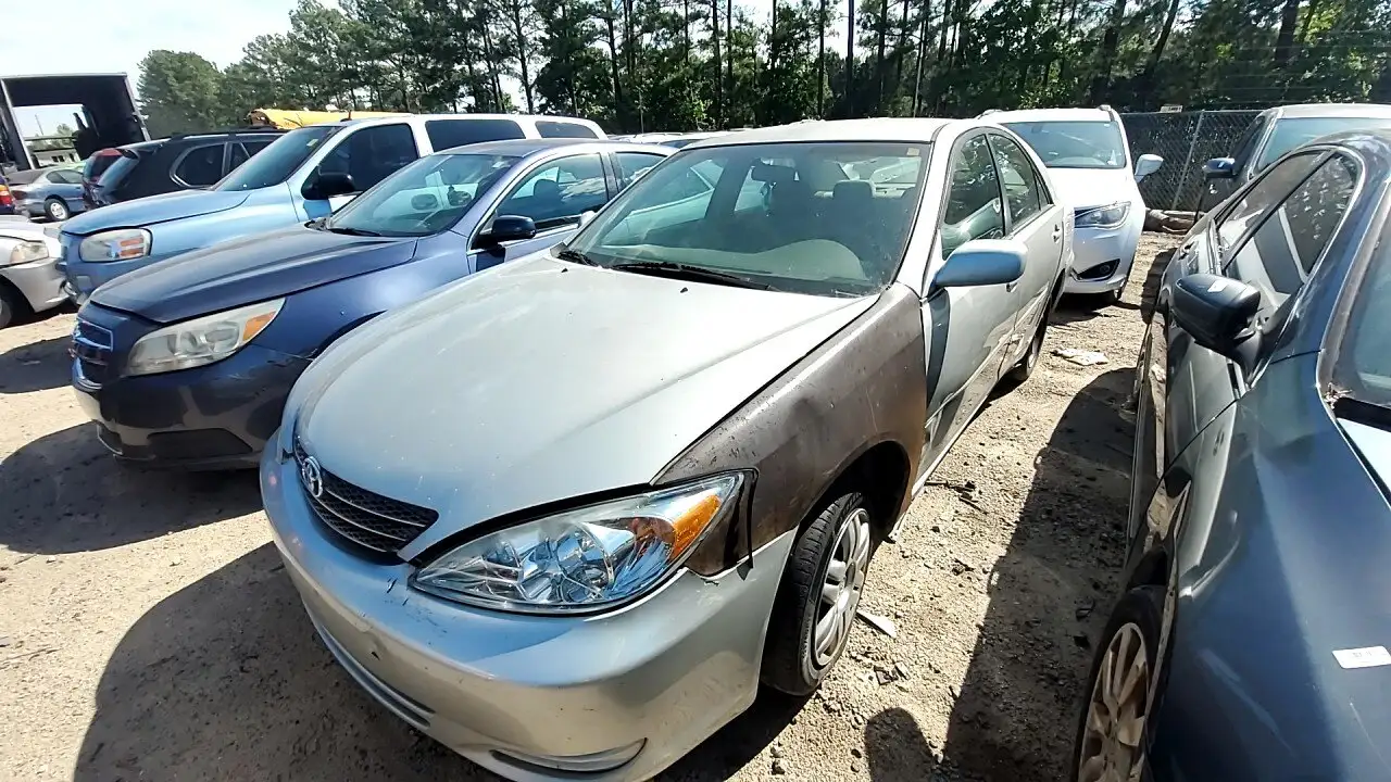 Photo of 2004 Toyota Camry