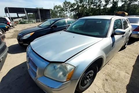 Photo of 2005 Dodge Magnum