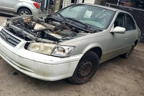 Photo of 2000 Toyota Camry