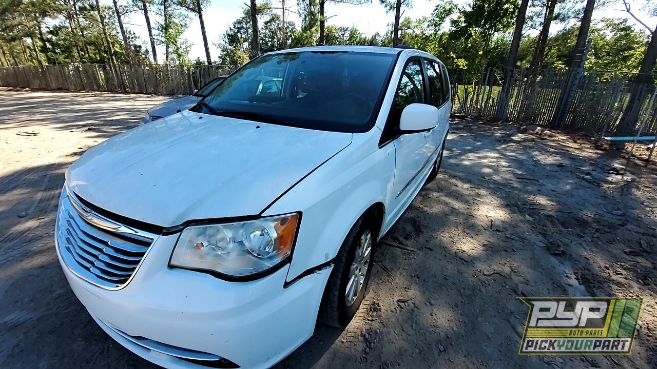 Photo of 2014 Chrysler Town & Country