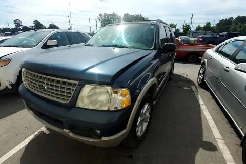 Photo of 2005 Ford Explorer