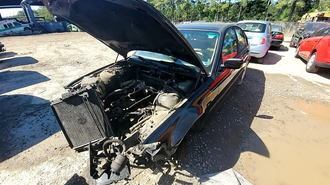 Photo of 2003 Bmw 325Xi