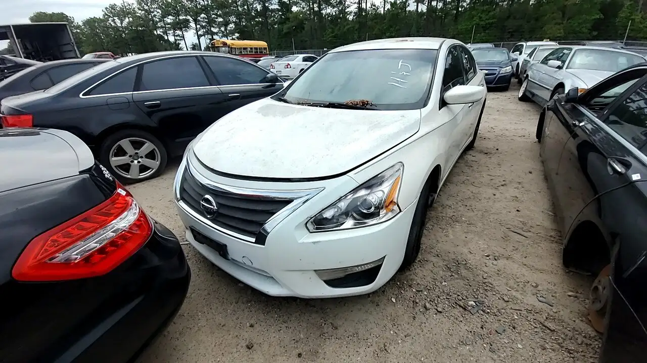 Photo of 2014 Nissan Altima