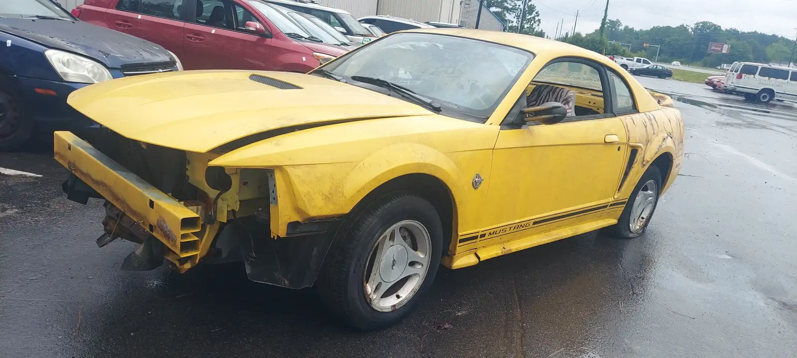 Photo of 1999 Ford Mustang