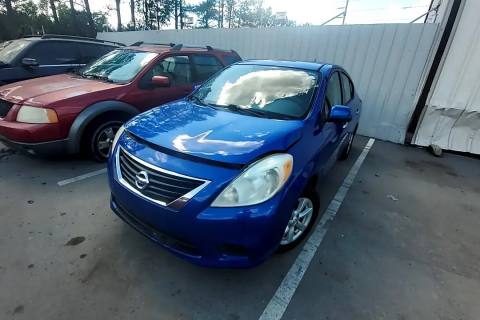 Photo of 2014 Nissan Versa