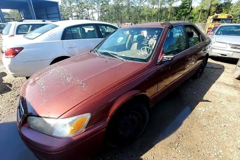 Photo of 2000 Toyota Camry