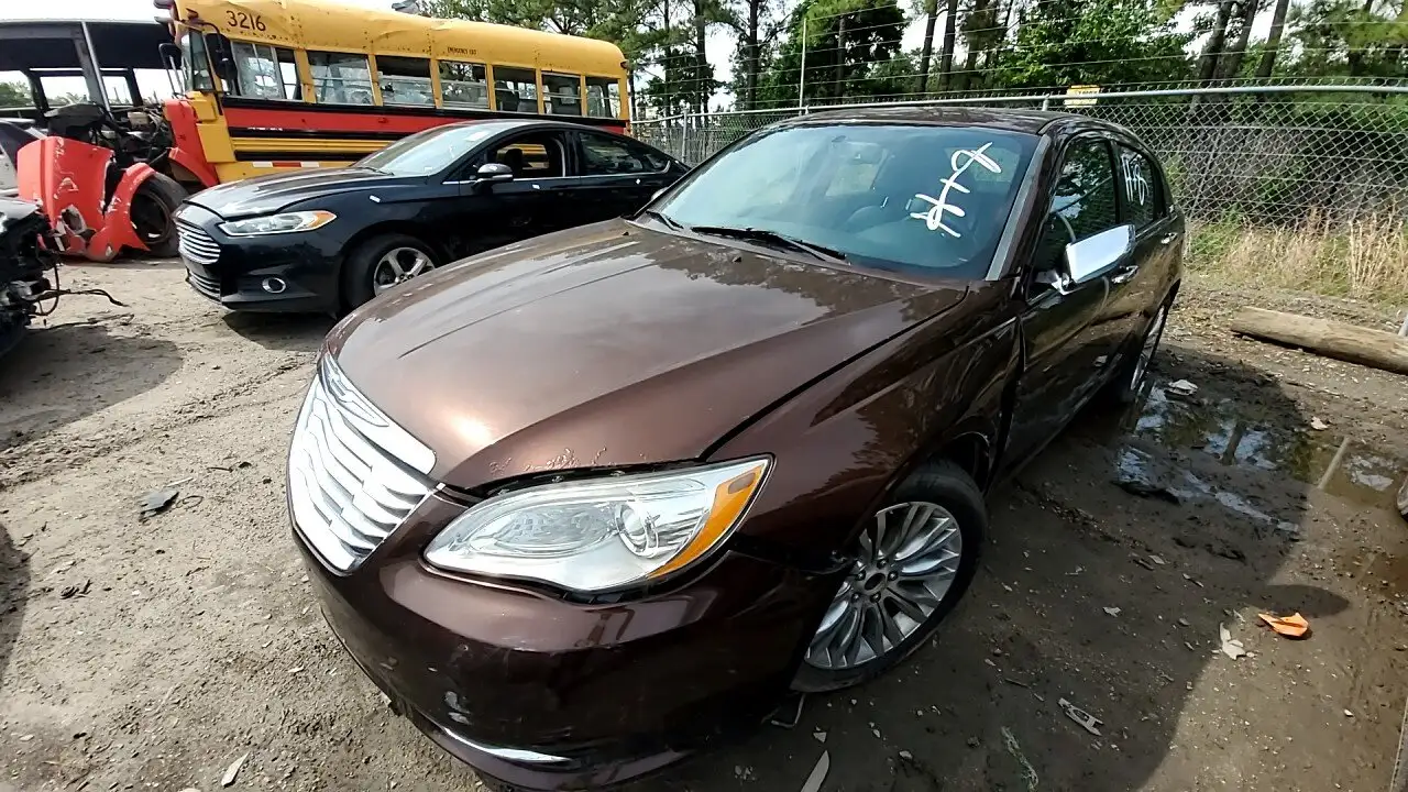 Photo of 2012 Chrysler 200