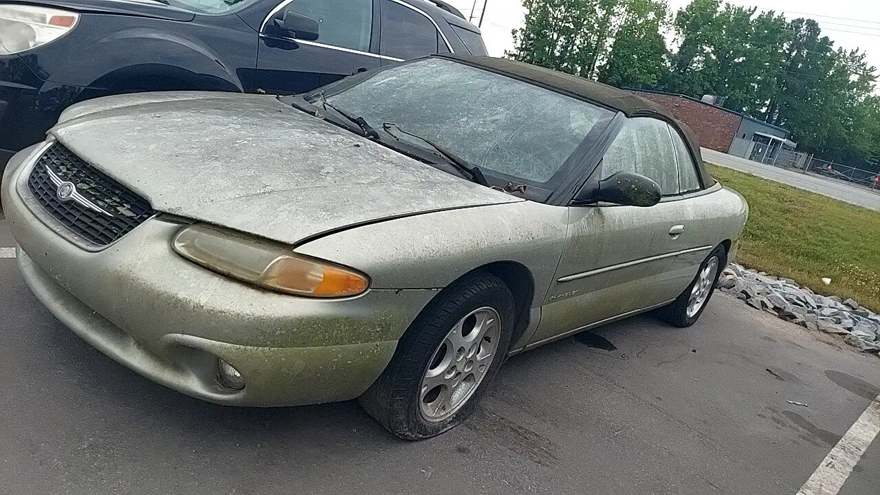 Photo of 2000 Chrysler Sebring
