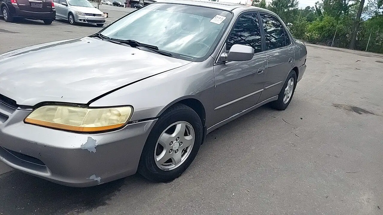 Photo of 2000 Honda Accord