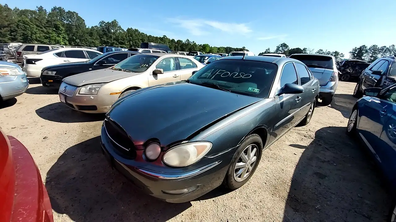 Photo of 2005 Buick Lacrosse