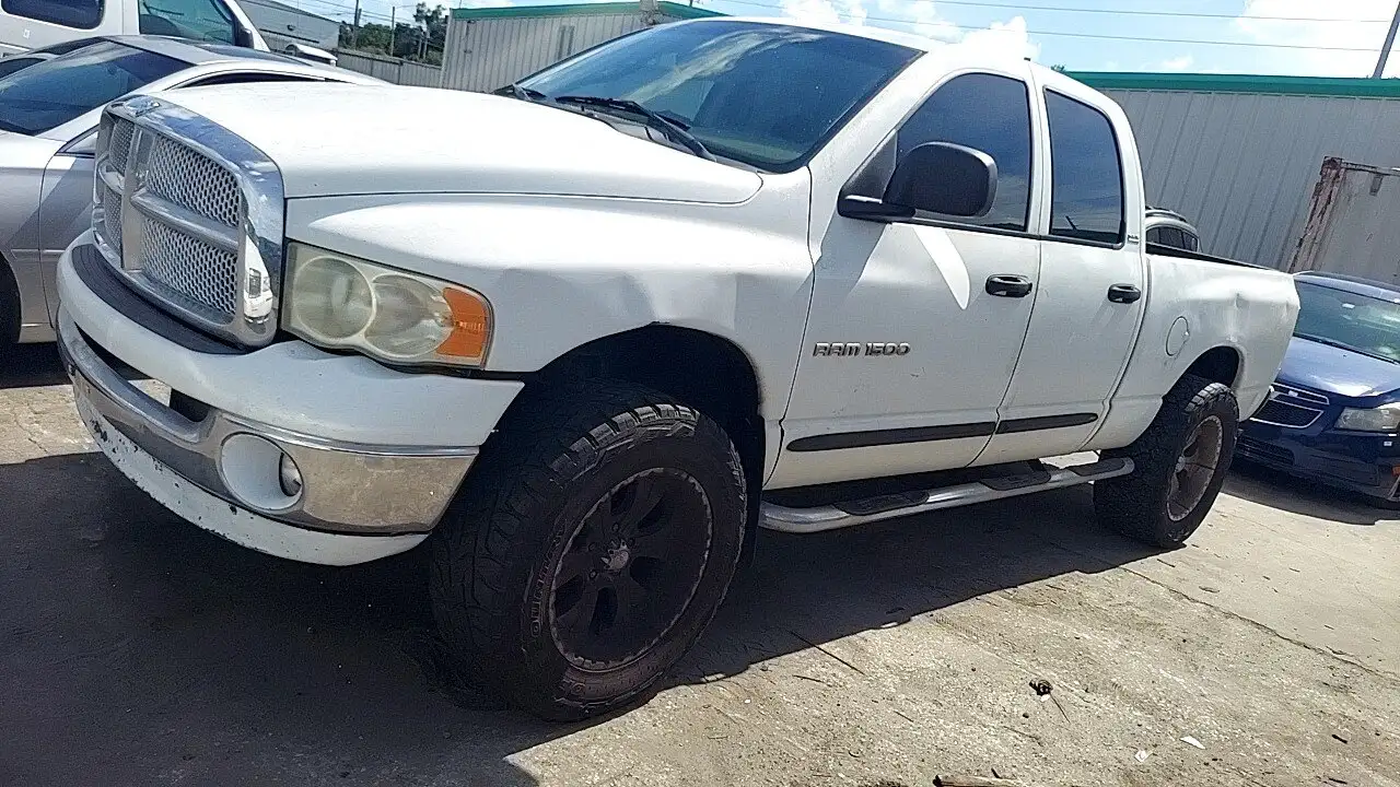 Photo of 2002 Dodge Ram 1500