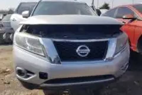 Photo of 2015 Nissan Pathfinder