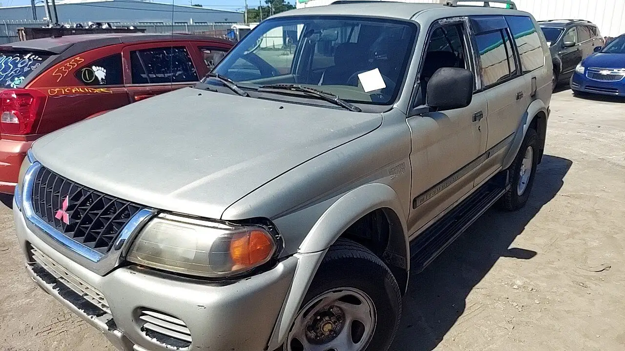 Photo of 2001 Mitsubishi Montero Sport