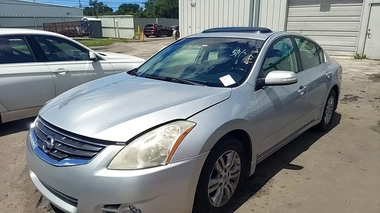 Photo of 2010 Nissan Altima