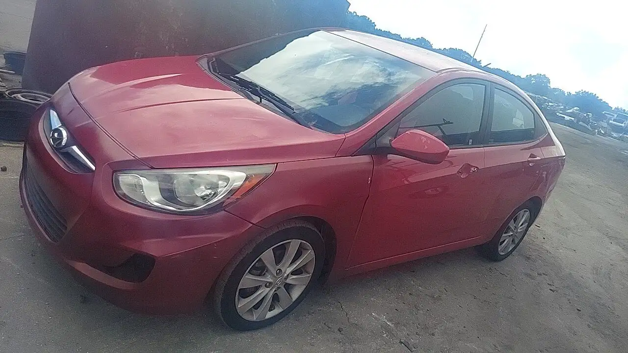 Photo of 2012 Hyundai Accent
