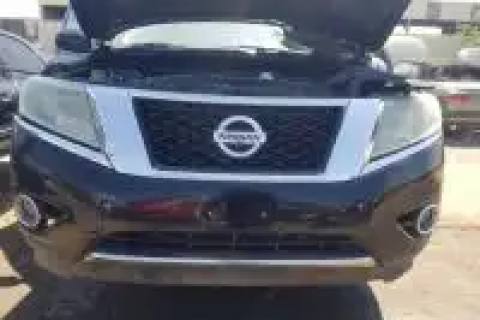 Photo of 2014 Nissan Pathfinder