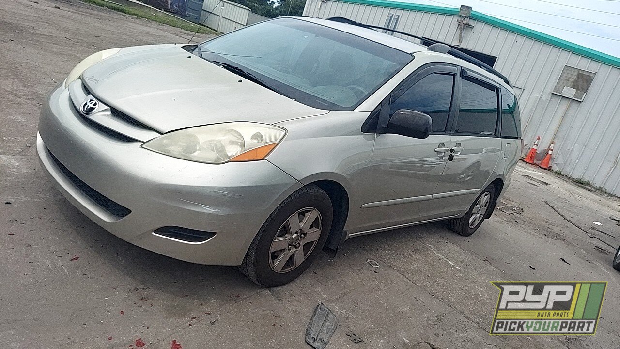 Photo of 2007 Toyota Sienna