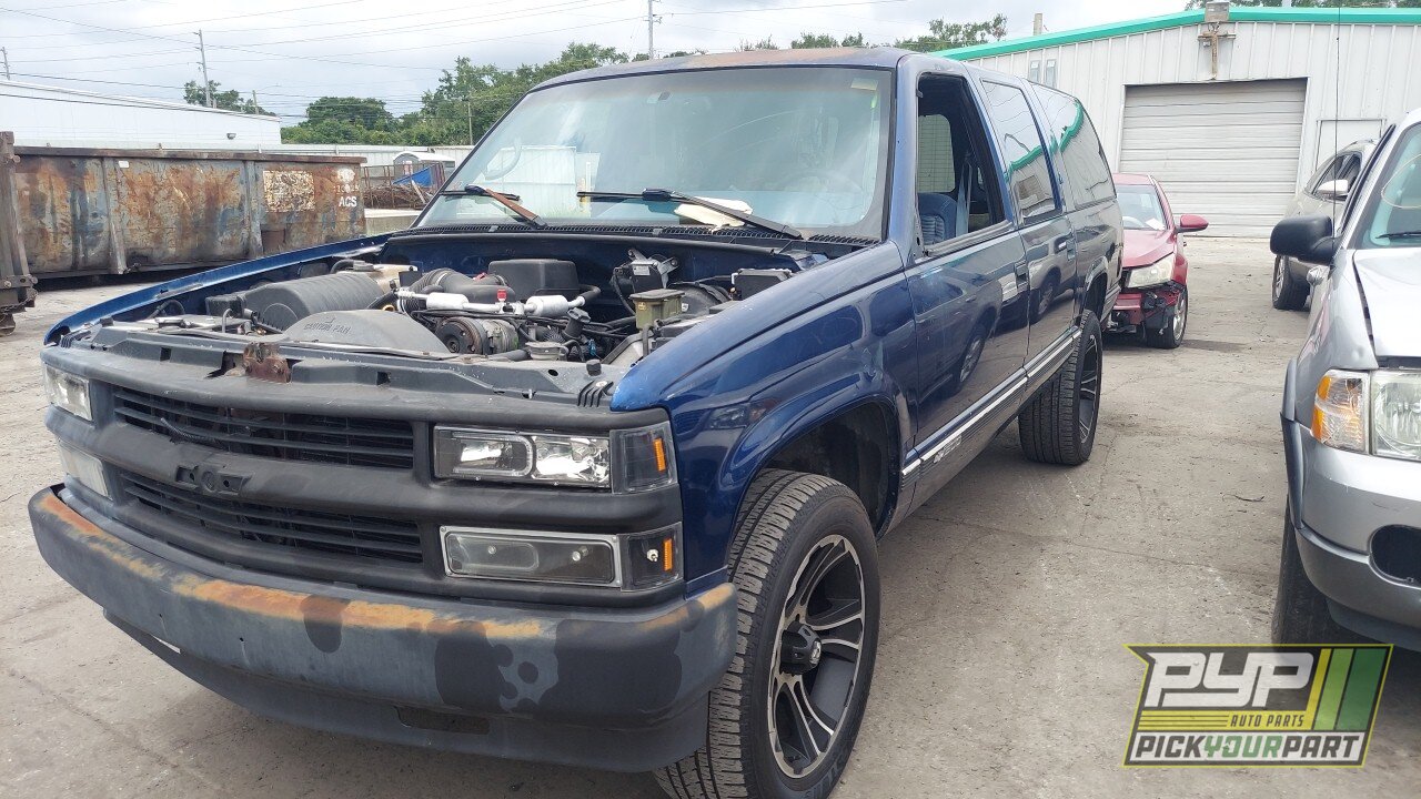 Photo of 1999 Chevrolet C1500 Suburban