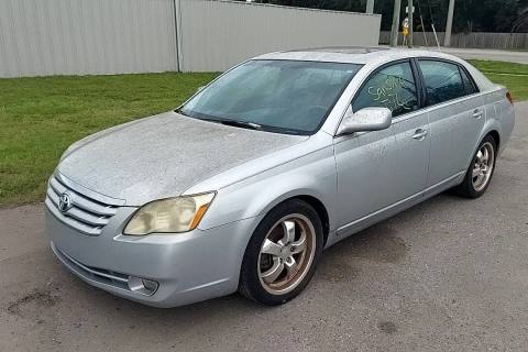 Photo of 2005 Toyota Avalon