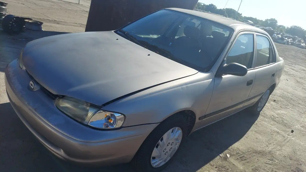 Photo of 1998 Chevrolet Prizm