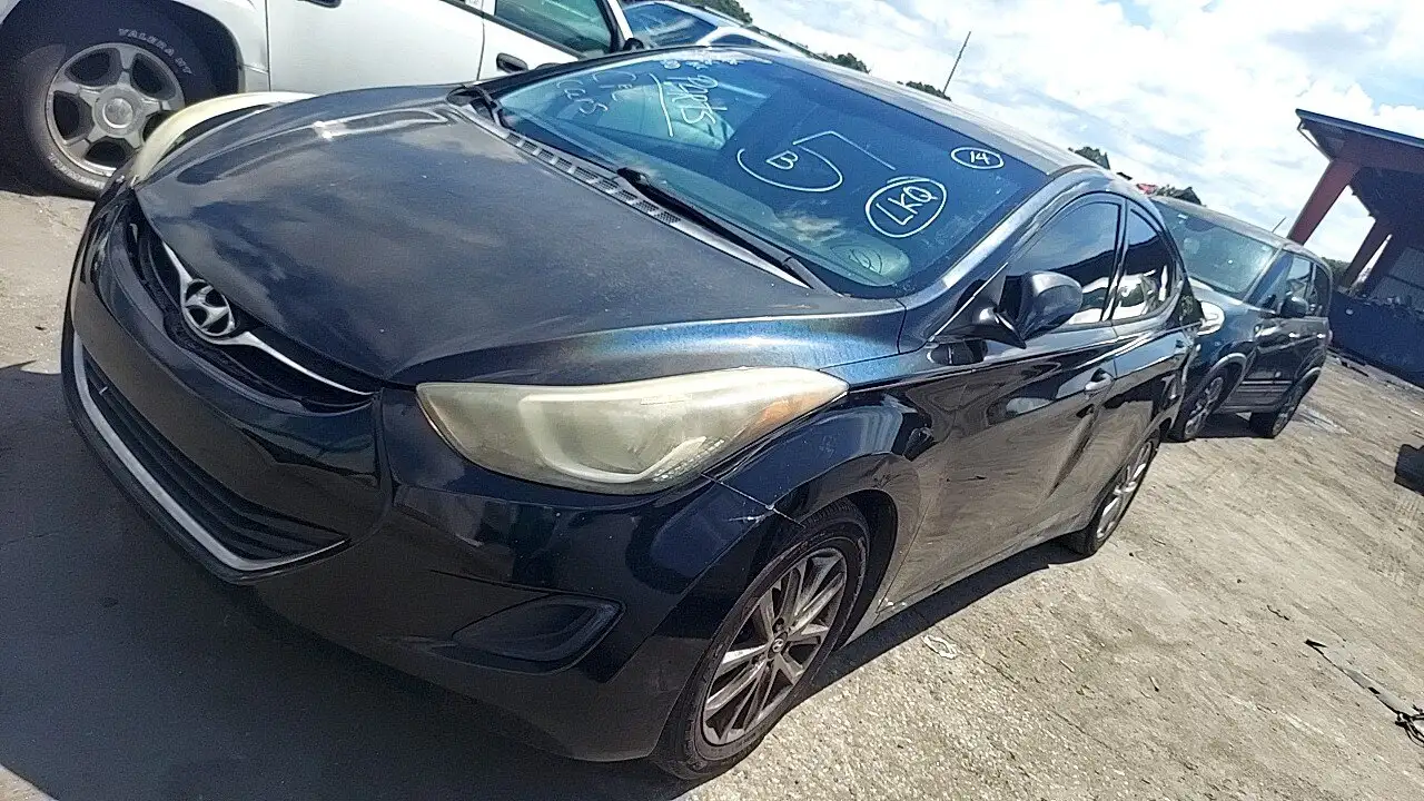 Photo of 2014 Hyundai Elantra