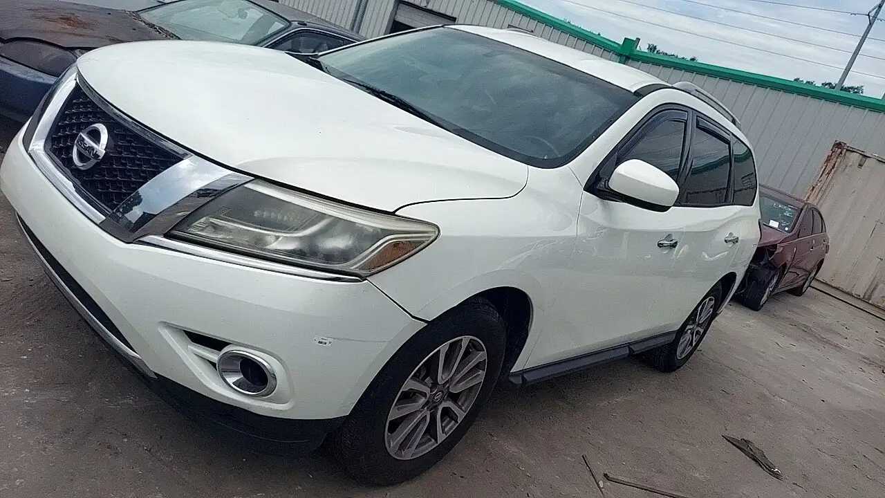 Photo of 2013 Nissan Pathfinder