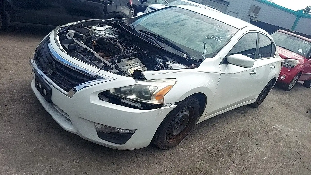 Photo of 2014 Nissan Altima