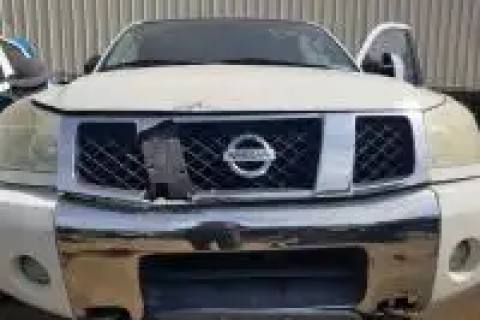 Photo of 2004 Nissan Titan