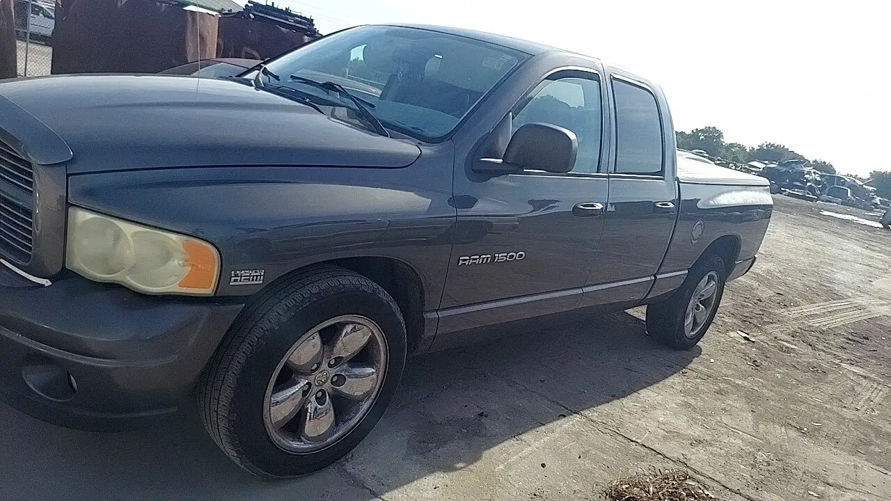 Photo of 2003 Dodge Ram 1500