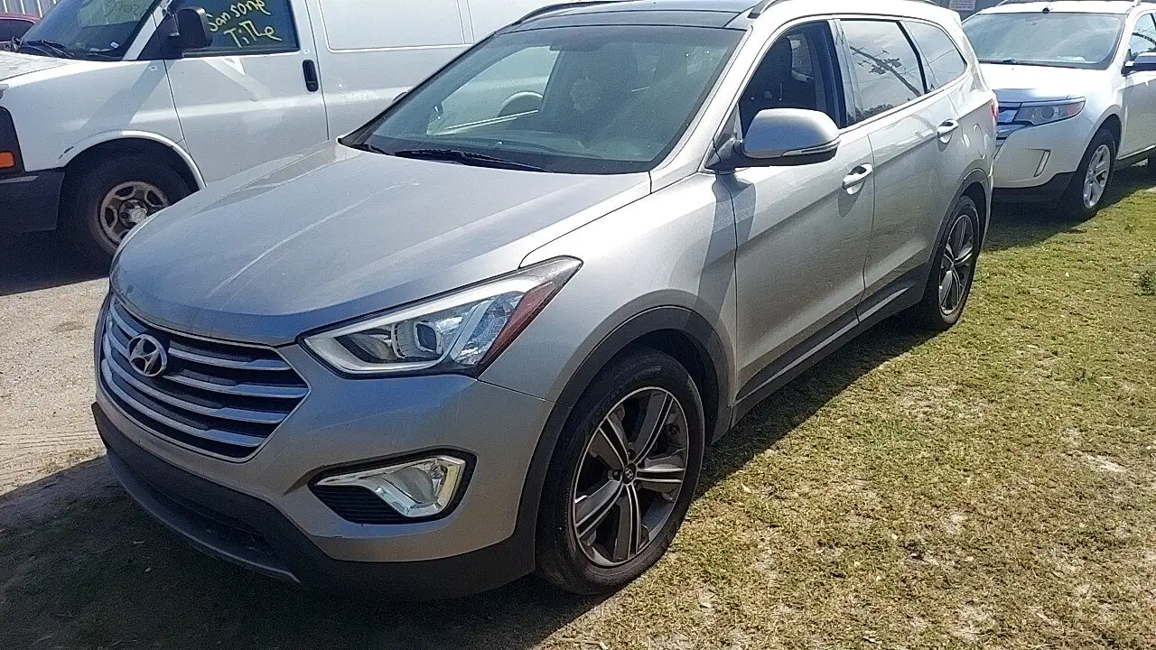 Photo of 2013 Hyundai Santa Fe