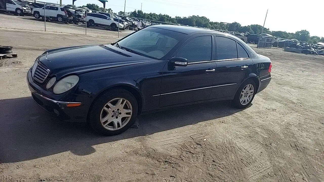 Photo of 2004 Mercedes-Benz E320