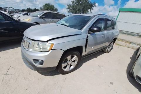 Photo of 2011 Jeep Compass