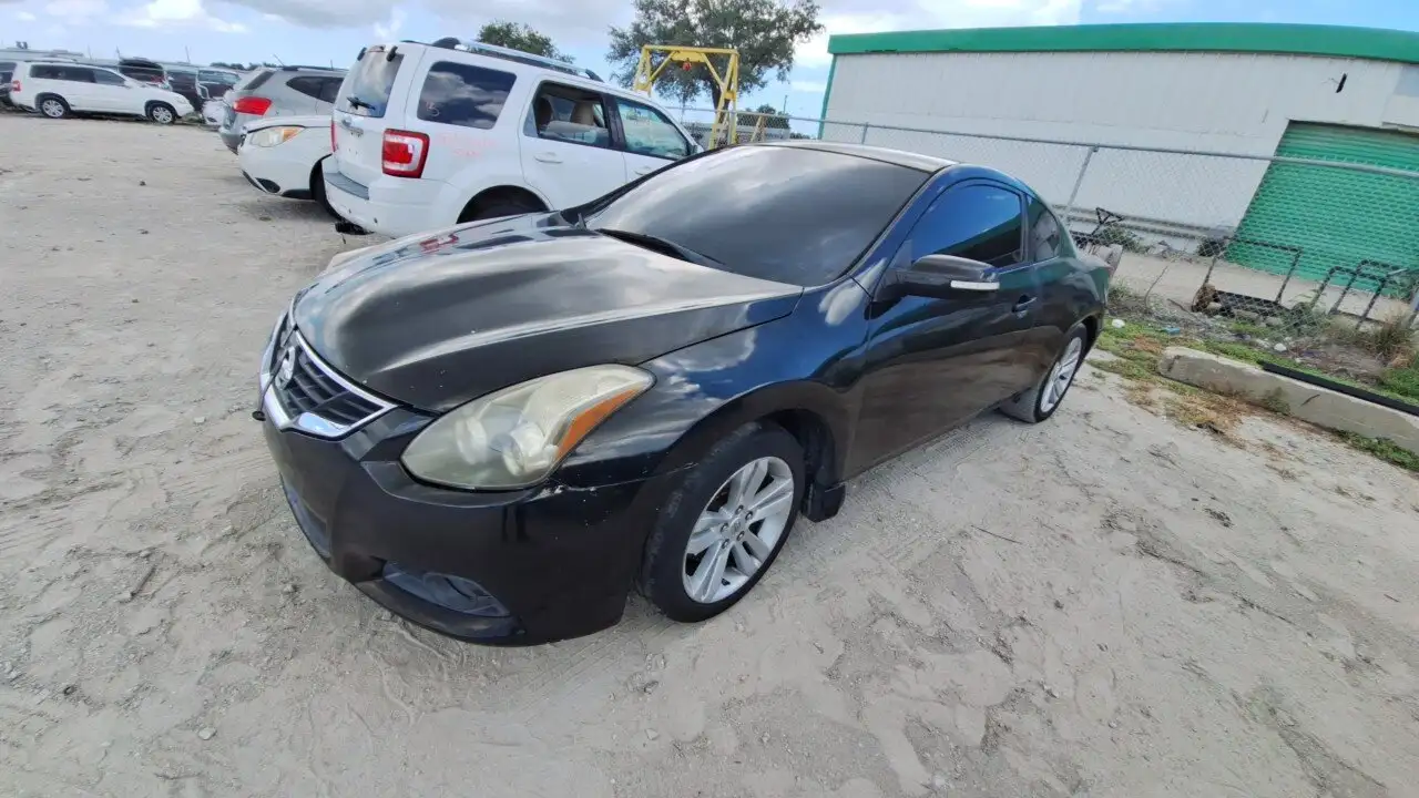 Photo of 2010 Nissan Altima