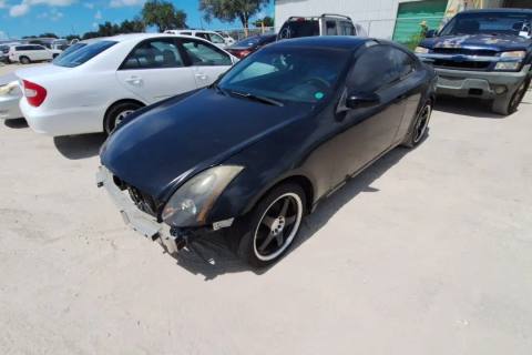 Photo of 2004 Infiniti G35