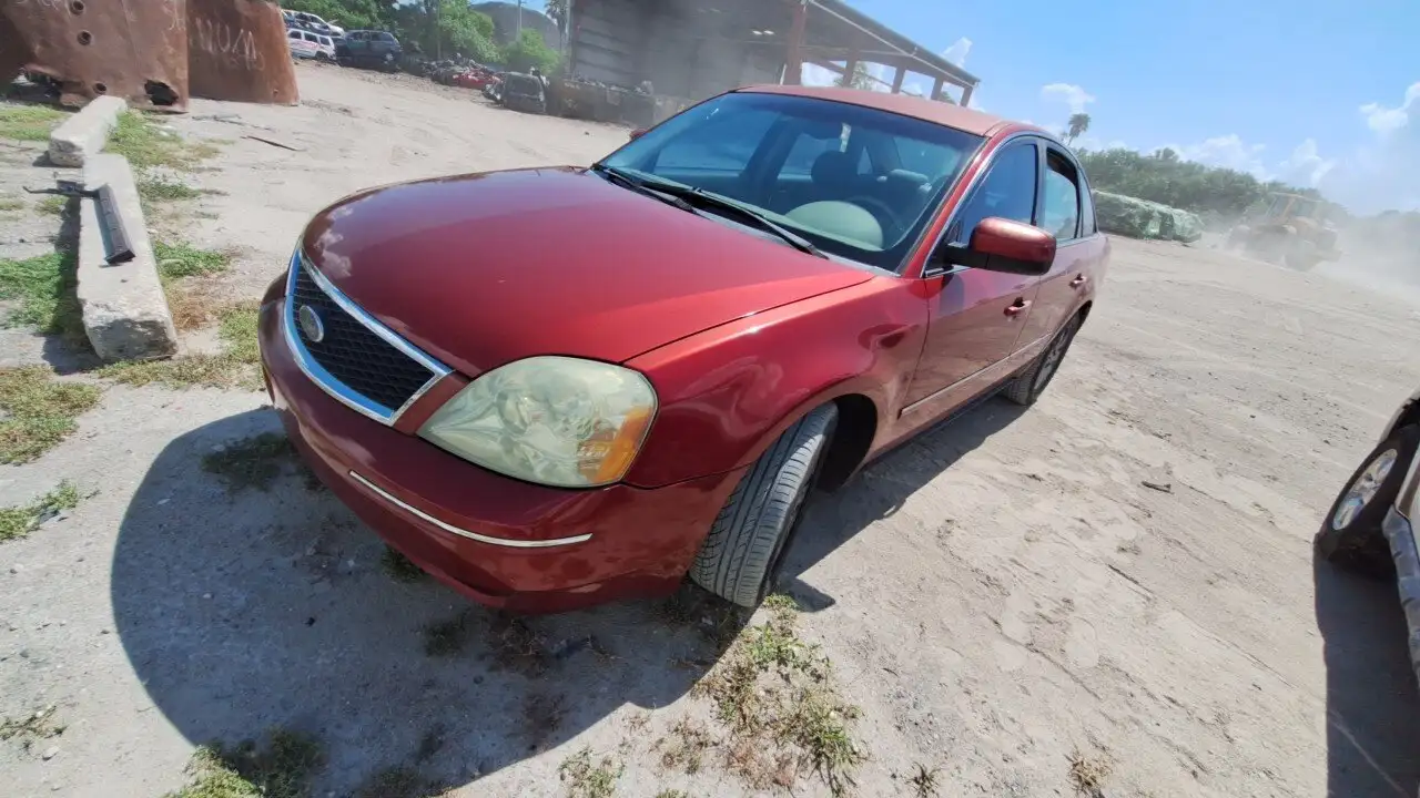 Photo of 2005 Ford Five Hundred