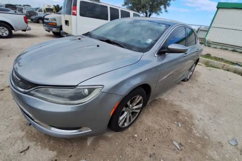 Photo of 2016 Chrysler 200