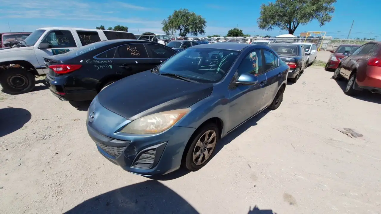 Photo of 2011 Mazda 3