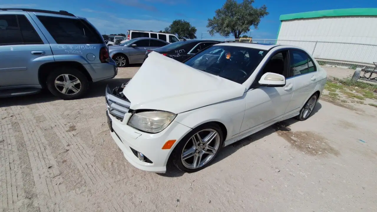 Photo of 2008 Mercedes-Benz C350