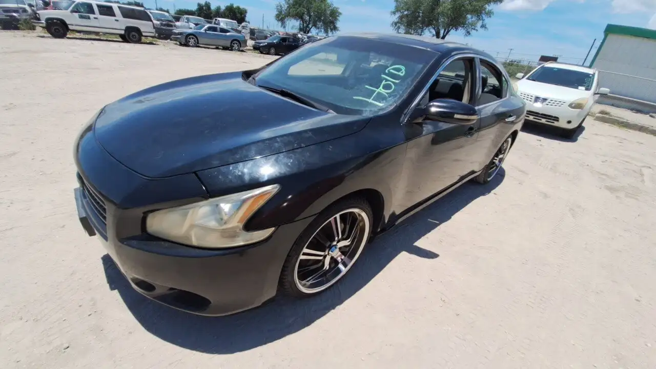 Photo of 2010 Nissan Maxima