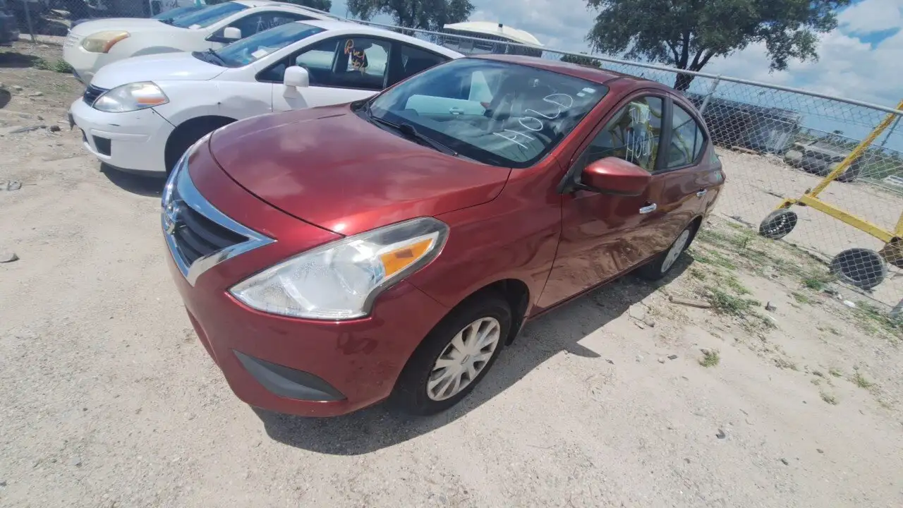 Photo of 2016 Nissan Versa