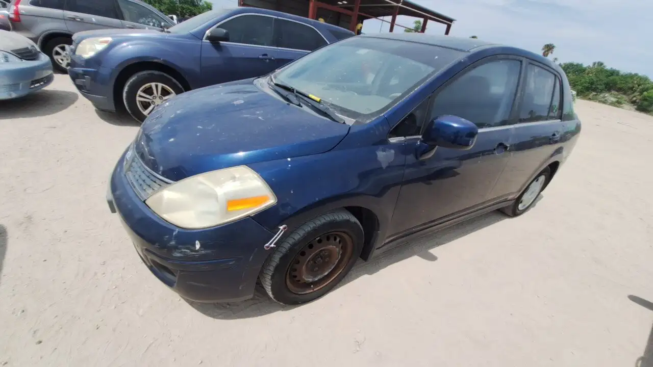 Photo of 2008 Nissan Versa