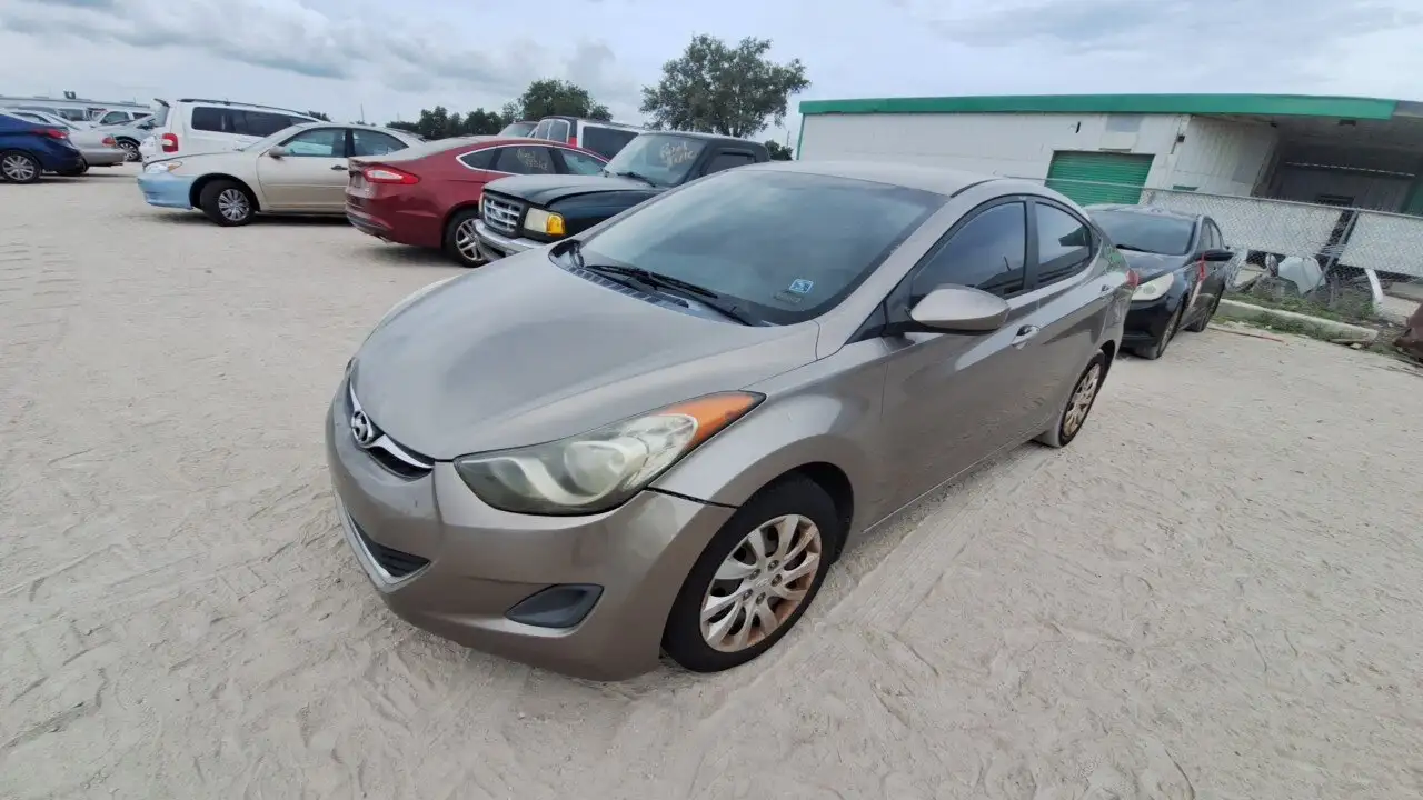Photo of 2011 Hyundai Elantra