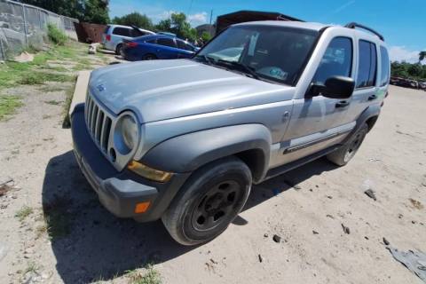 Photo of 2005 Jeep Liberty