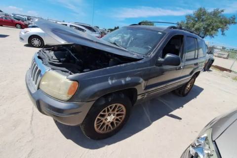 Photo of 2004 Jeep Grand Cherokee
