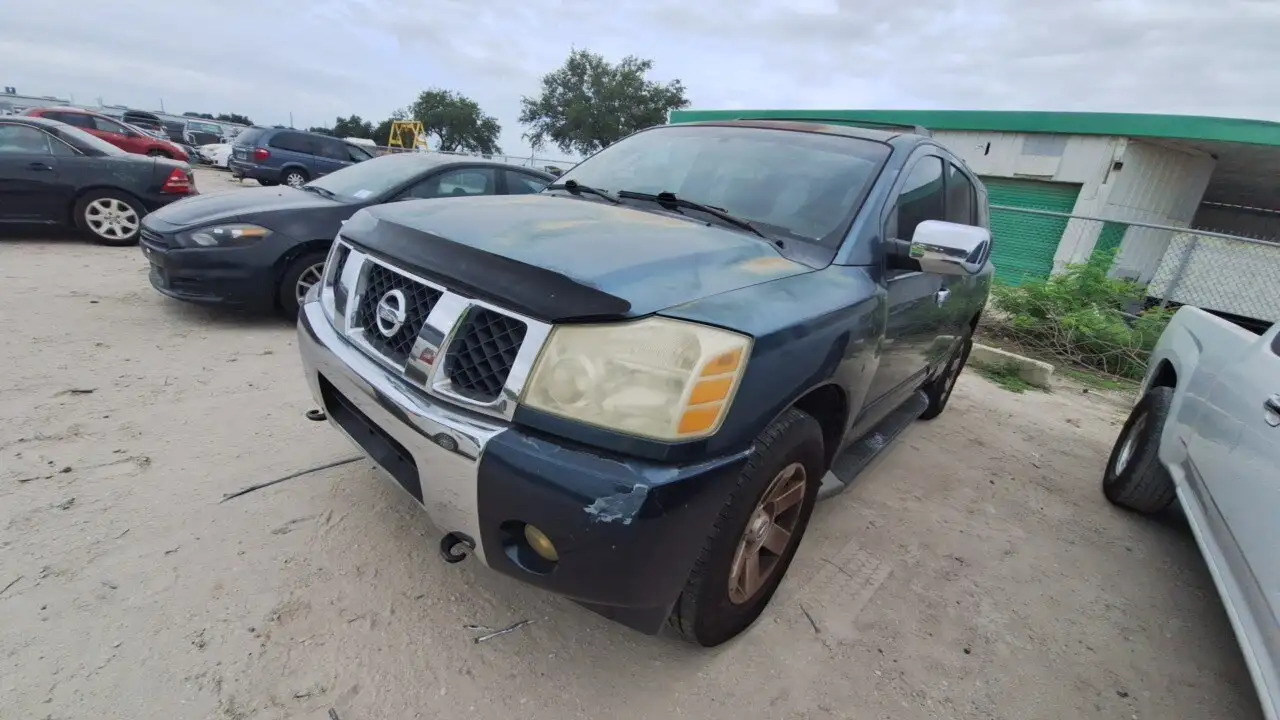 Photo of 2004 Nissan Pathfinder Armada