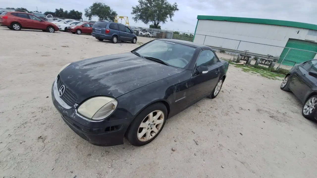 Photo of 2001 Mercedes-Benz Slk230