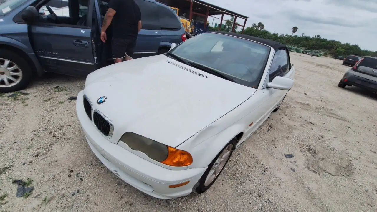 Photo of 2002 Bmw 325Ci