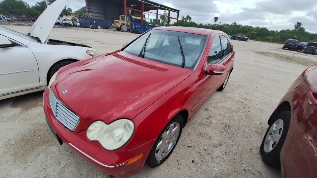 Photo of 2004 Mercedes-Benz C240