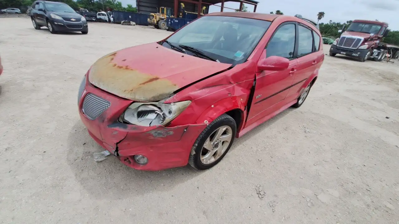 Photo of 2006 Pontiac Vibe