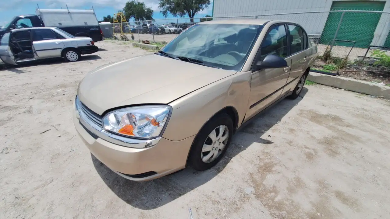 Photo of 2005 Chevrolet Malibu